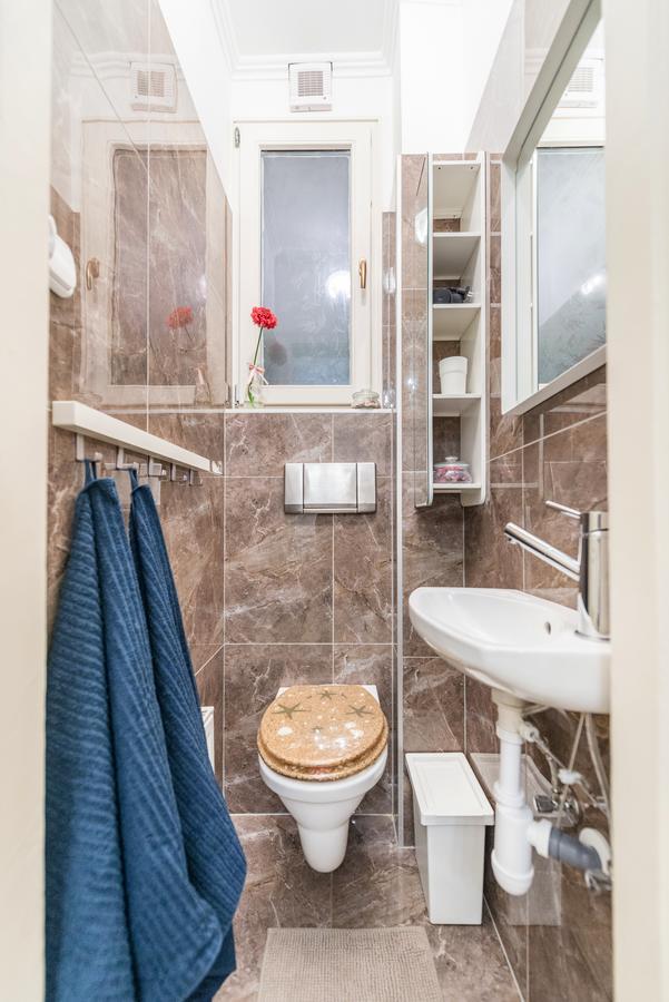 Family And Friends Apartment بودابست المظهر الخارجي الصورة