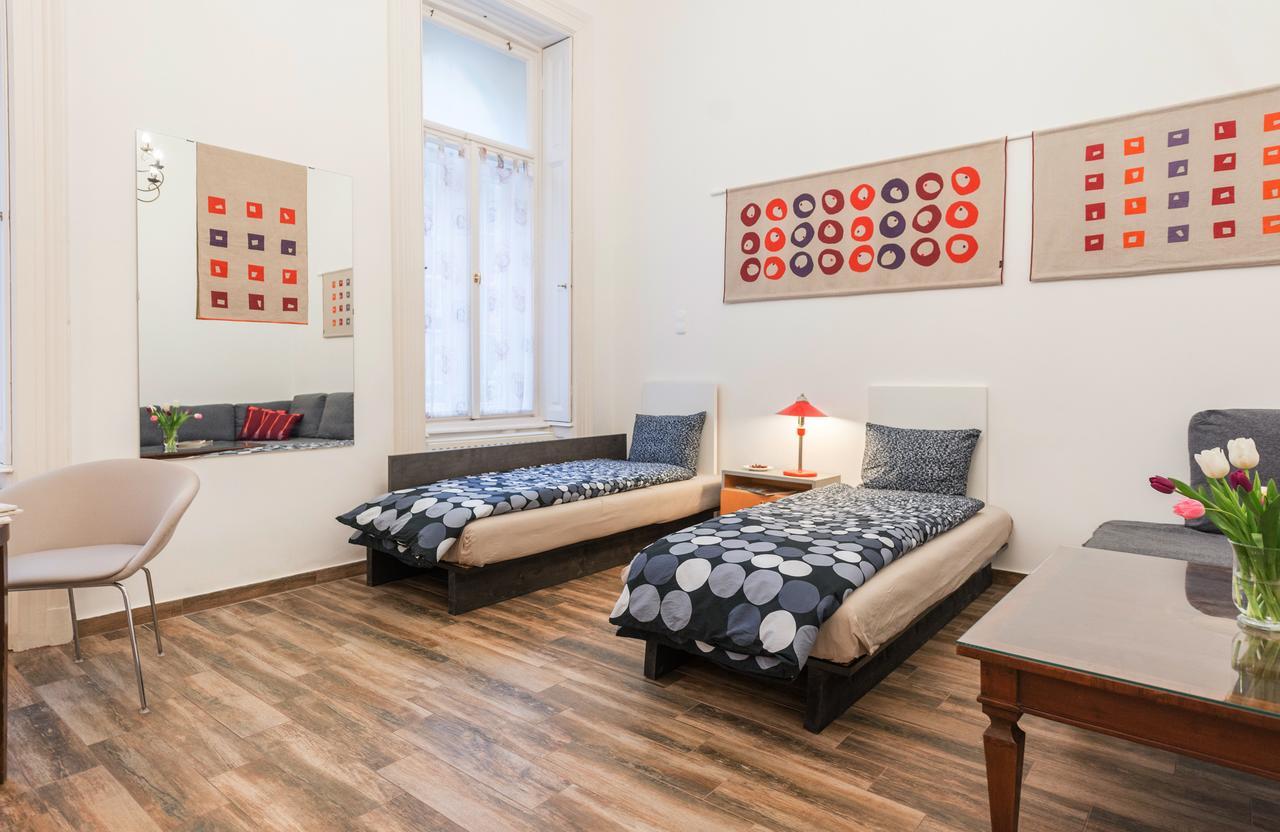 Family And Friends Apartment بودابست المظهر الخارجي الصورة